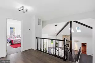 905 Falls Bridge Ln, Great Falls, VA 22066 - Photo 25