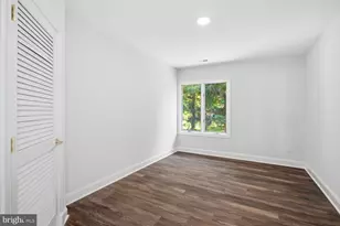 905 Falls Bridge Ln, Great Falls, VA 22066 - Photo 33