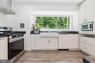 10926 Roma Street, Fairfax, VA 22030 - Photo 9