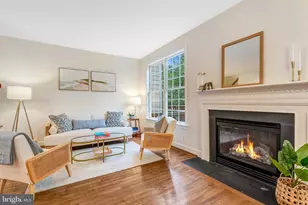 104 Herndon Mills Circle, Herndon, VA 20170 - Photo 25