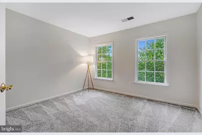 104 Herndon Mills Circle, Herndon, VA 20170 - Photo 37