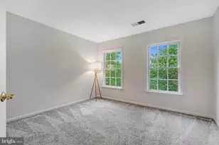 104 Herndon Mills Circle, Herndon, VA 20170 - Photo 37