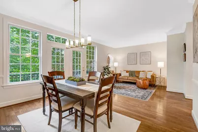 104 Herndon Mills Circle, Herndon, VA 20170 - Photo 5