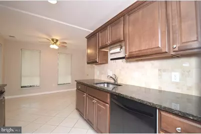 561 Florida Avnue #103, Herndon, VA 20170 - Photo 7