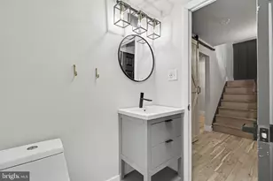 2105 Glencourse Ln, Reston, VA 20191 - Photo 51