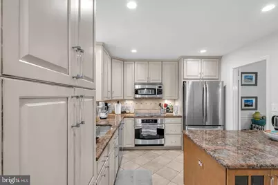 6861 Williamsburg Pond Court, Falls Church, VA 22043 - Photo 9