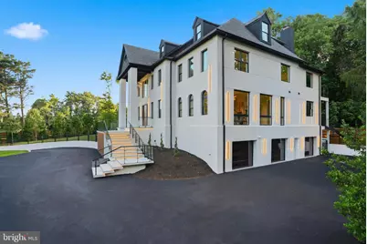 1124 Savile Lane, McLean, VA 22101 - Photo 5