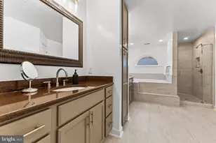 6308 Chaucer View Cir, Alexandria, VA 22304 - Photo 23