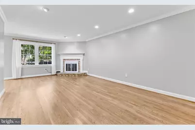 6308 Chaucer View Circle, Alexandria, VA 22304 - Photo 13