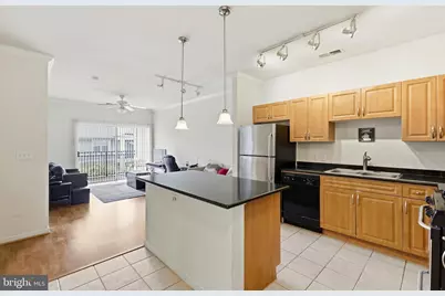 12913 Centre Park Circle #405, Herndon, VA 20171 - Photo 5