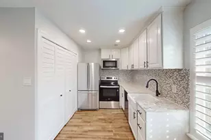 1689 Westwind Way, McLean, VA 22102 - Photo 15