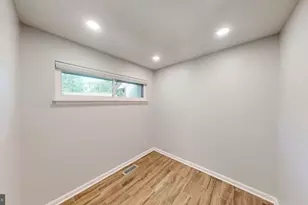 1689 Westwind Way, McLean, VA 22102 - Photo 23