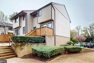 1689 Westwind Way, McLean, VA 22102 - Photo 3