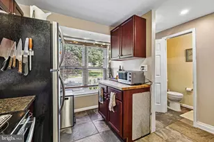 5921 Sir Cambridge Way, Alexandria, VA 22315 - Photo 7