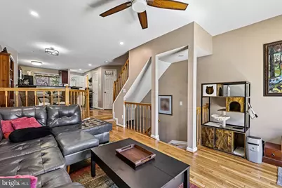 5921 Sir Cambridge Way, Alexandria, VA 22315 - Photo 3