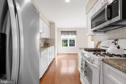 14762 Basingstoke Loop, Centreville, VA 20120 - Photo 11