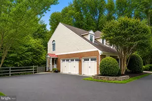 11224 Devereux Manor Ln, Fairfax Station, VA 22039 - Photo 11