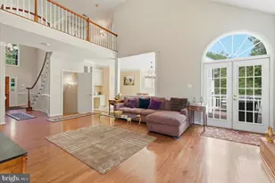 11224 Devereux Manor Ln, Fairfax Station, VA 22039 - Photo 7