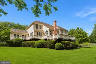 11224 Devereux Manor Ln, Fairfax Station, VA 22039 - Photo 3