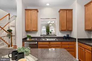 5669 Faircloth Ct, Centreville, VA 20120 - Photo 13