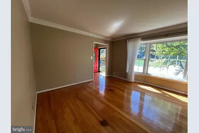 8407 W Boulevard Drive, Alexandria, VA 22308 - Photo 7
