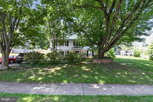 7941 Harwood Pl, Springfield, VA 22152 - Photo 7