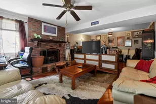7941 Harwood Pl, Springfield, VA 22152 - Photo 37
