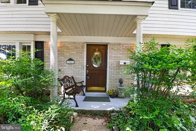 7941 Harwood Place, Springfield, VA 22152 - Photo 3