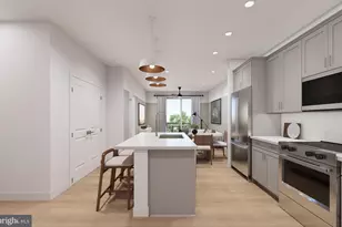 9465 Sprague Ave, Fairfax, VA 22031 - Photo 3