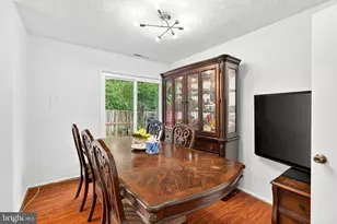 301 Reneau Way, Herndon, VA 20170 - Photo 15