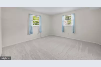 6914 Hadlow Drive, Springfield, VA 22152 - Photo 35