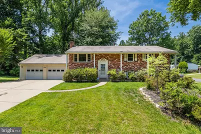 6914 Hadlow Drive, Springfield, VA 22152 - Photo 1