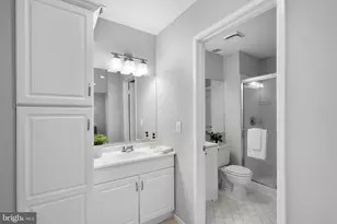 3170 Readsborough Ct, Fairfax, VA 22031 - Photo 17