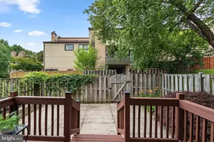 3170 Readsborough Ct, Fairfax, VA 22031 - Photo 27