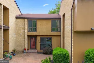 3170 Readsborough Ct, Fairfax, VA 22031 - Photo 29