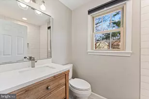 7416 Shady Palm Dr, Springfield, VA 22153 - Photo 51