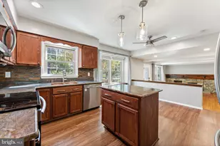 7416 Shady Palm Dr, Springfield, VA 22153 - Photo 17