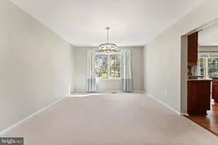 7416 Shady Palm Dr, Springfield, VA 22153 - Photo 25
