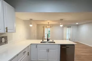 4902 Van Walbeek Pl, Annandale, VA 22003 - Photo 3