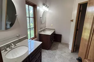 10872 Patowmack Dr, Great Falls, VA 22066 - Photo 25