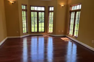 10872 Patowmack Dr, Great Falls, VA 22066 - Photo 5