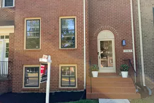 4867 Carriagepark Rd, Fairfax, VA 22032 - Photo 1