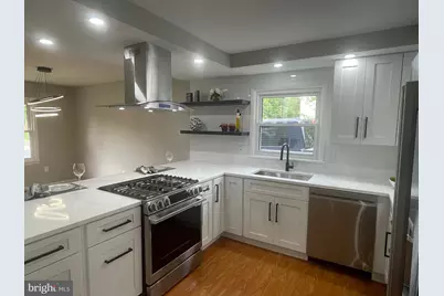 8019 Beckner Court, Alexandria, VA 22309 - Photo 9