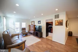 7915 Valleyfield Dr, Springfield, VA 22153 - Photo 11