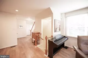 7915 Valleyfield Dr, Springfield, VA 22153 - Photo 45