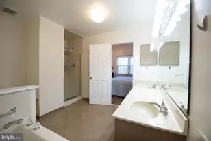 7915 Valleyfield Dr, Springfield, VA 22153 - Photo 45
