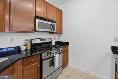 2655 Prosperity Avenue #310, Fairfax, VA 22031 - Photo 7