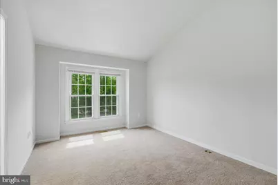 13937 Middle Creek Place, Centreville, VA 20121 - Photo 15