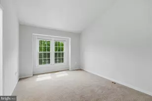 13937 Middle Creek Pl, Centreville, VA 20121 - Photo 15