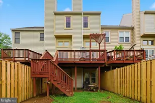13937 Middle Creek Pl, Centreville, VA 20121 - Photo 33